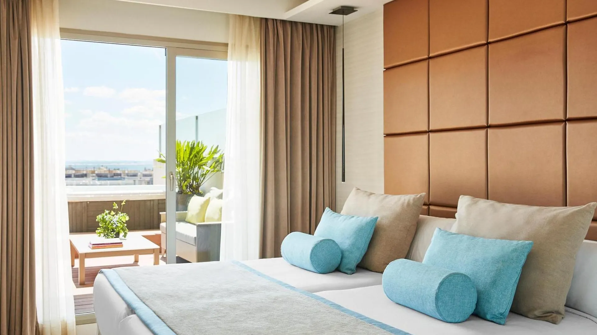 ***** Aparthotel Zafiro Palace Alcudia Port de Alcudia  Spain